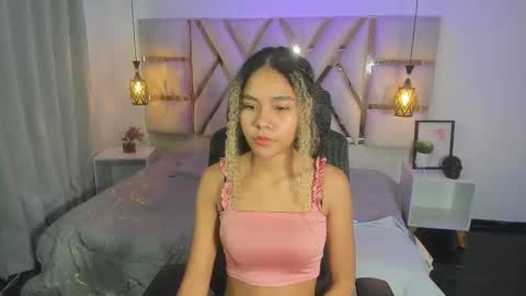 zendaya online show from November 2025 01:02:02 PM