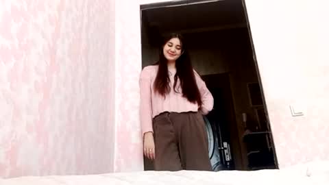 zeniabrossoit online show from March 2026 05:09:02 AM