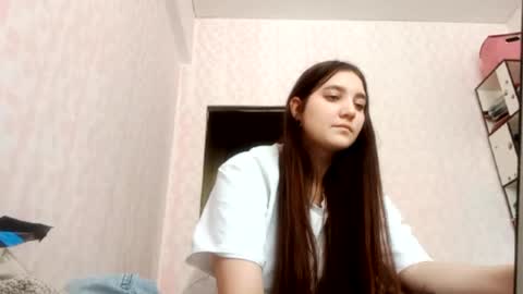 zeniabrossoit online show from March 2026 07:15:01 AM