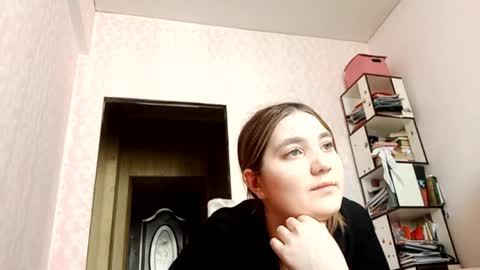 zeniabrossoit online show from March 2026 08:25:01 AM