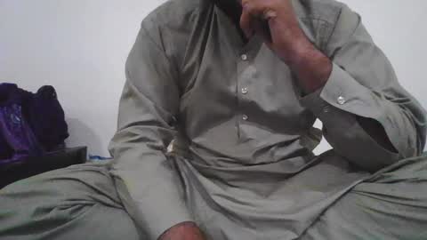 Snapshot of zes6363 chatting on October 2025 03:31:01 PM zes6363 online show from October 2025 03:31:01 PM