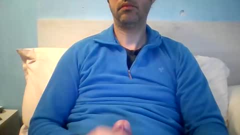 Snapshot of zeus00811 chatting on March 2026 06:18:01 AM zeus online show from March 2026 06:18:01 AM