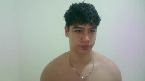 Snapshot of zeus_183 chatting on May 2026 01:54:01 AM zeus_183 online show from May 2026 01:54:01 AM