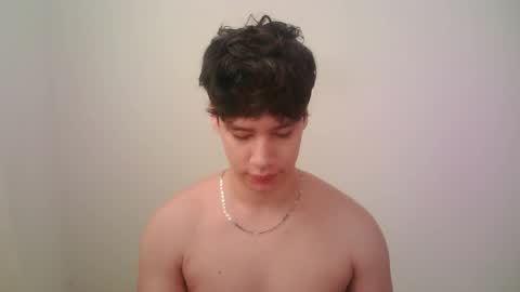 Snapshot of zeus_183 chatting on May 2026 12:21:01 PM zeus_183 online show from May 2026 12:21:01 PM