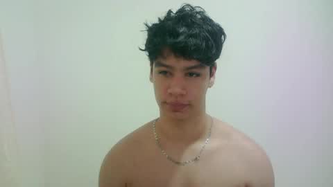 Snapshot of zeus_183 chatting on May 2026 07:02:02 AM zeus_183 online show from May 2026 07:02:02 AM