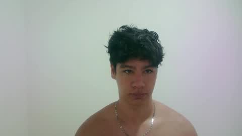 Snapshot of zeus_183 chatting on May 2026 09:02:01 AM zeus_183 online show from May 2026 09:02:01 AM