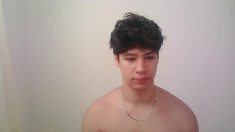 Snapshot of zeus_183 chatting on May 2026 01:52:02 PM zeus_183 online show from May 2026 01:52:02 PM