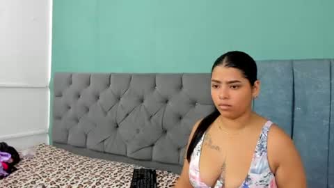 zeynep_20_ online show from July 2026 03:36:02 PM