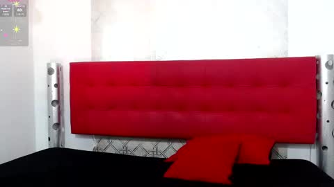 ZHAMIRA  ANDRES online show from February 2025 07:33:01 PM