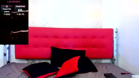 ZHAMIRA  ANDRES online show from March 2025 12:10:02 AM