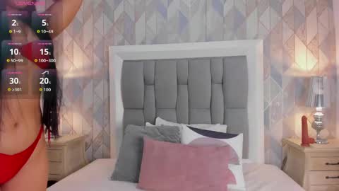 Snapshot of zharia_lux25 chatting on May 2026 11:36:01 AM zharia_lux25 online show from May 2026 11:36:01 AM