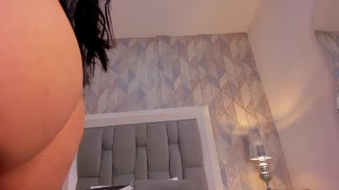 Snapshot of zharia_lux25 chatting on June 2026 11:37:02 AM zharia_lux25 online show from June 2026 11:37:02 AM