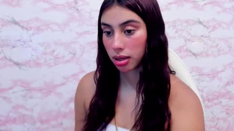 Snapshot of zharyt_18 chatting on October 2025 11:26:02 PM Sharit Robins online show from October 2025 11:26:02 PM