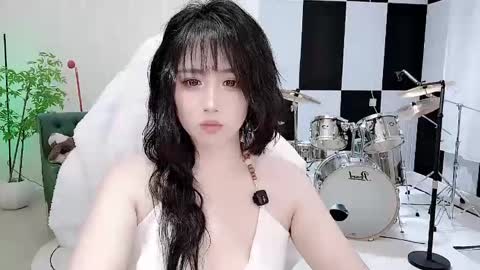 zhen online show from October 2025 06:05:02 PM