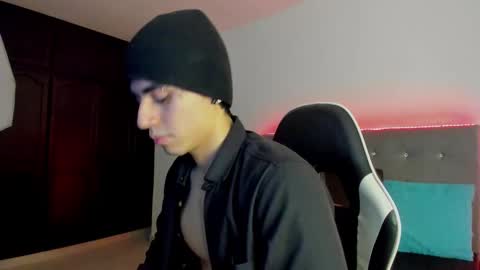 Zhingarher online show from November 2025 03:39:01 AM