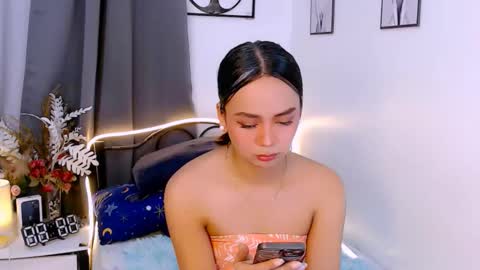 Zia online show from November 2025 02:11:02 AM