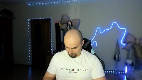 Ziesh online show from March 2026 06:32:01 PM