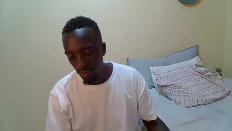 Zlatann2012 online show from February 2026 06:12:02 PM