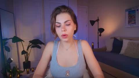 Snapshot of zlicious chatting on October 2025 10:51:02 PM Zara  Join next live  at 5PM EST  online show from October 2025 10:51:02 PM