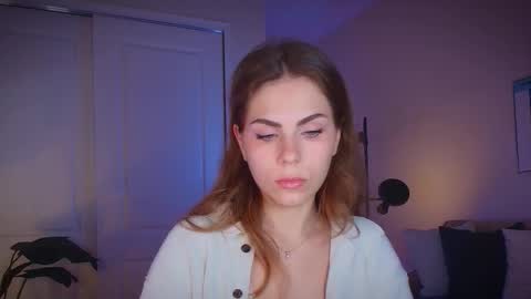 Snapshot of zlicious chatting on October 2025 09:41:01 PM Zara  Join next live  at 5PM EST  online show from October 2025 09:41:01 PM