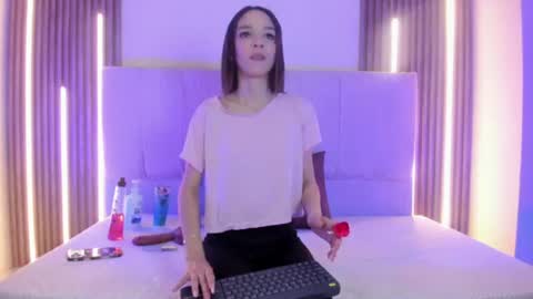 Zoe online show from July 2026 04:18:02 AM