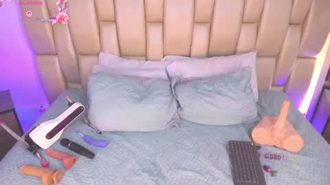 Snapshot of zoe_barlove chatting on June 2026 06:39:01 PM Your new obsession online show from June 2026 06:39:01 PM
