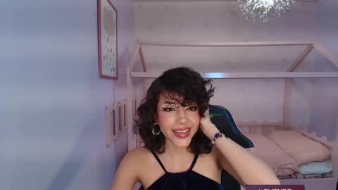 zoe_ch_ online show from January 2025 09:58:02 PM