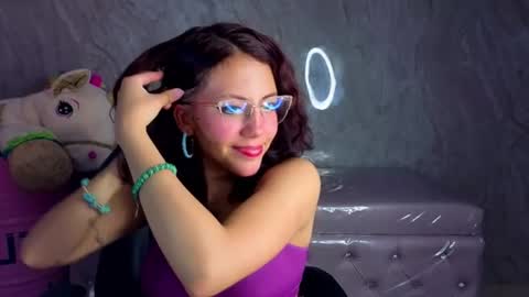 zoe_ch_ online show from June 2026 03:11:01 AM