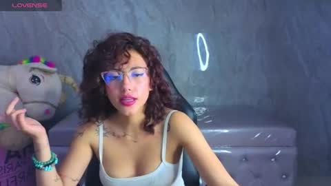 zoe_ch_ online show from July 2026 03:09:02 AM
