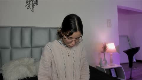 zoe_dear online show from March 2026 06:51:02 PM