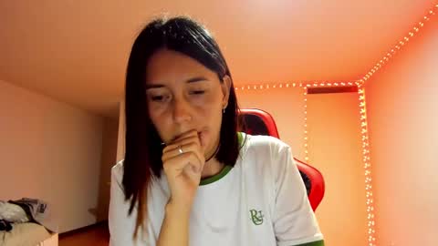 ZOE online show from March 2025 02:03:01 AM