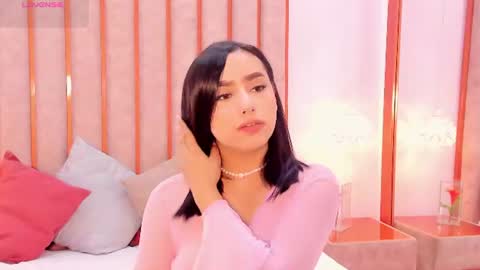 Zoe Monrow online show from July 2026 12:40:01 PM