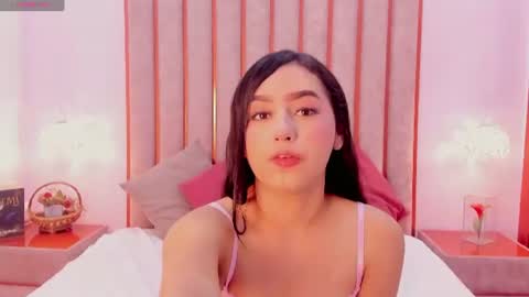 Zoe Monrow online show from July 2026 12:52:02 PM
