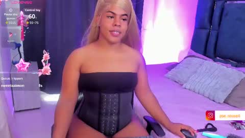 Snapshot of zoe_rosee4 chatting on June 2026 03:31:02 PM zoe_rosee4 online show from June 2026 03:31:02 PM