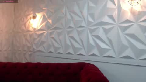 Zoe online show from November 2025 03:56:02 PM