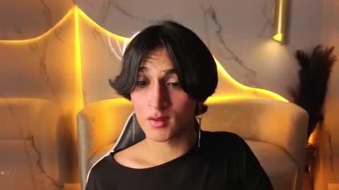 Snapshot of zoe_tp chatting on November 2025 07:59:02 PM Zoe online show from November 2025 07:59:02 PM