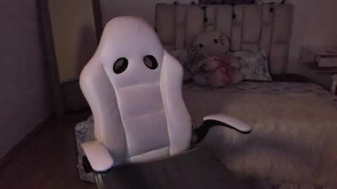 Zoe online show from November 2025 02:33:01 PM