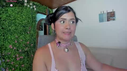 Zoe online show from September 2025 03:41:02 AM