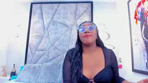 Snapshot of zoebrowns chatting on June 2026 12:04:02 PM Zoe online show from June 2026 12:04:02 PM