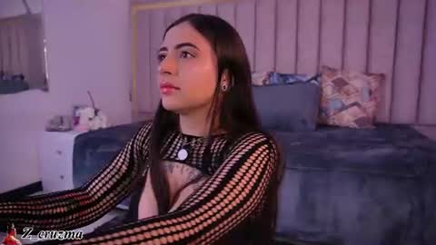 Snapshot of zoee_cruz chatting on July 2026 11:50:02 AM Camila online show from July 2026 11:50:02 AM