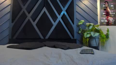 Zoe 3 online show from October 2025 05:31:01 PM