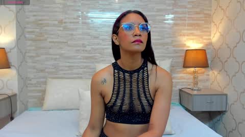 Snapshot of zoeesmitth chatting on December 2024 11:56:02 AM ZoeeSmitth online show from December 2024 11:56:02 AM