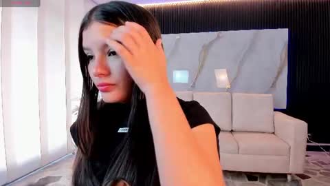 Zoelinss  online show from June 2026 03:12:01 PM