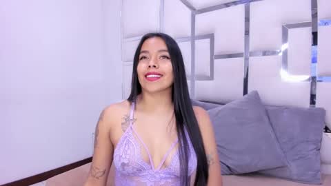 ZoeSwam online show from January 2025 12:49:02 PM