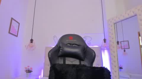 zoeth_ruiz online show from March 2025 03:23:02 PM