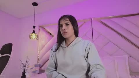 Zoe online show from February 2026 12:21:01 PM