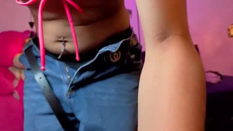 Zoe online show from February 2026 12:01:02 PM