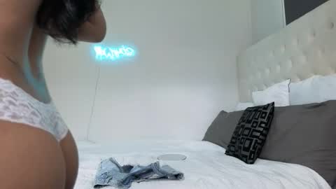 zoeyjohnson24 online show from July 2026 02:32:01 AM