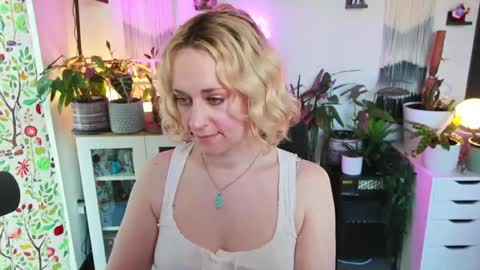 Zoey Ryan online show from March 2026 06:18:02 PM