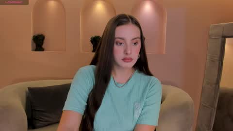 Snapshot of zoeywalker_ chatting on October 2025 11:33:02 AM Zoey Walker online show from October 2025 11:33:02 AM